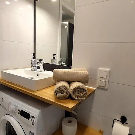 Theapartments Gdanska * 우치